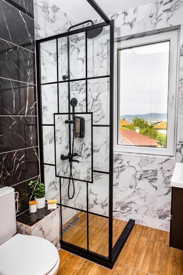 Forest Oasis Guest House Free Parking Сапарева-Баня Экстерьер фото